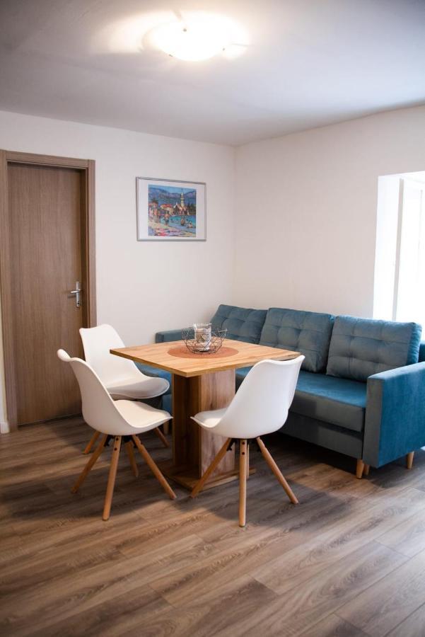 Amber In The Centar Apartment Kastela Bagian luar foto